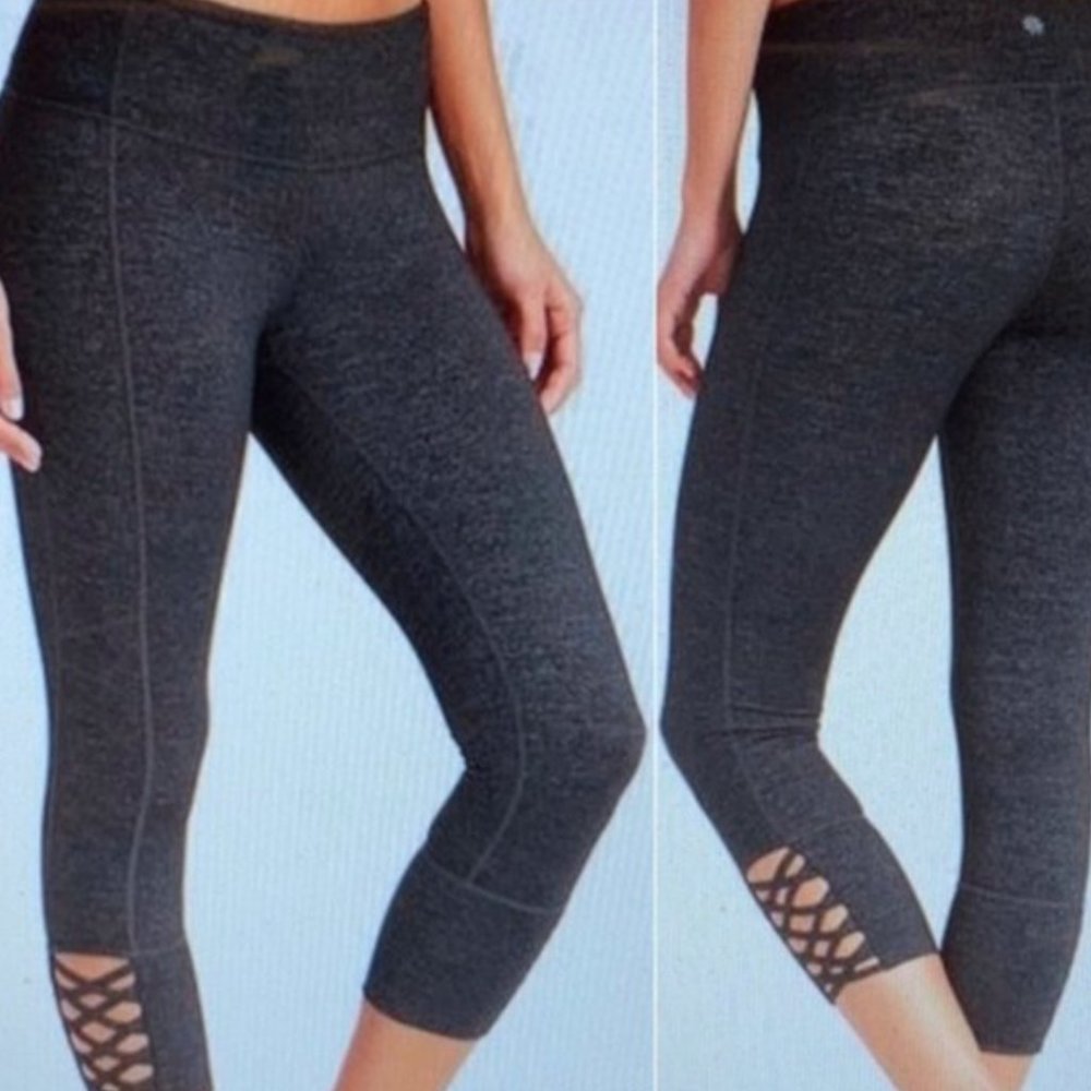 Athleta Criss Cross Heathered Grey Capri Legging